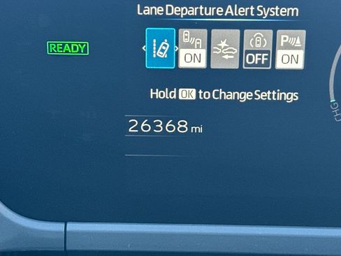 Used 2024 Toyota bZ4X FWD image 41