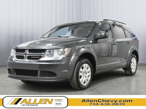 Used 2018 Dodge Journey SE w/ Popular Equipment Group image 1