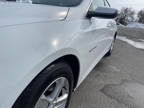 Used 2023 Chevrolet Malibu LT FWD image 5
