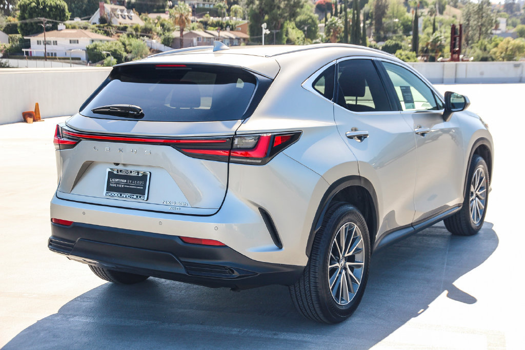 Certified 2025 Lexus NX 350h AWD image 5
