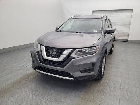 Used 2018 Nissan Rogue SV image 15