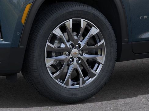 New 2026 Chevrolet Traverse LT w/ Enhanced Driving Package FWD image 9