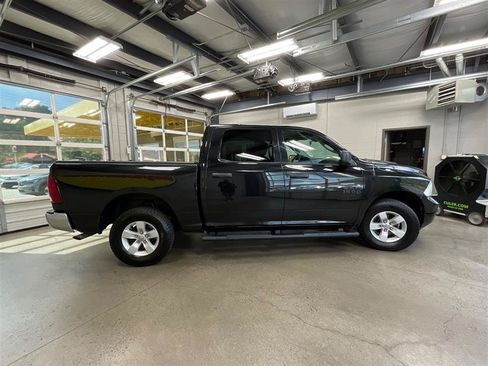 Used 2017 RAM 1500 Tradesman w/ Popular Equipment Group AWD/4WD image 6