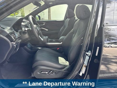 Used 2025 Acura RDX SH-AWD image 16