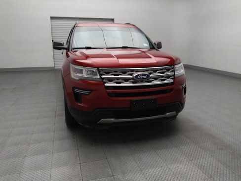 Used 2018 Ford Explorer XLT image 14