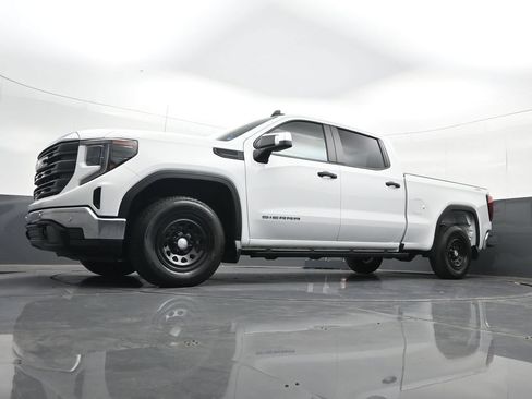 Used 2024 GMC Sierra 1500 Pro w/ Pro Value Package AWD/4WD image 30
