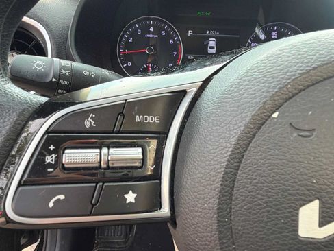 Used 2022 Kia Forte LXS FWD image 27
