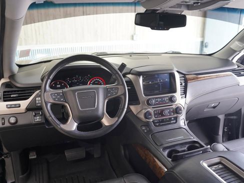 Used 2016 GMC Yukon Denali w/ Open Road Package RWD image 11
