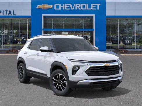 New 2026 Chevrolet TrailBlazer LT w/ Driver Confidence Package FWD image 7