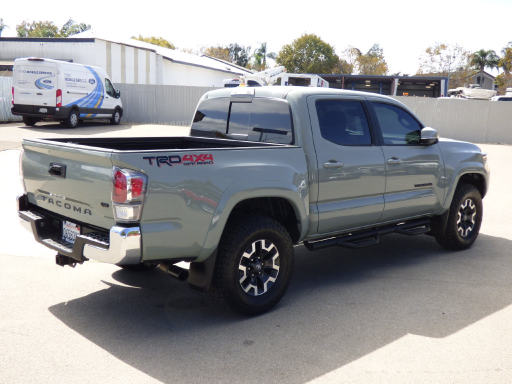 Used 2023 Toyota Tacoma TRD Off-Road AWD/4WD image 3