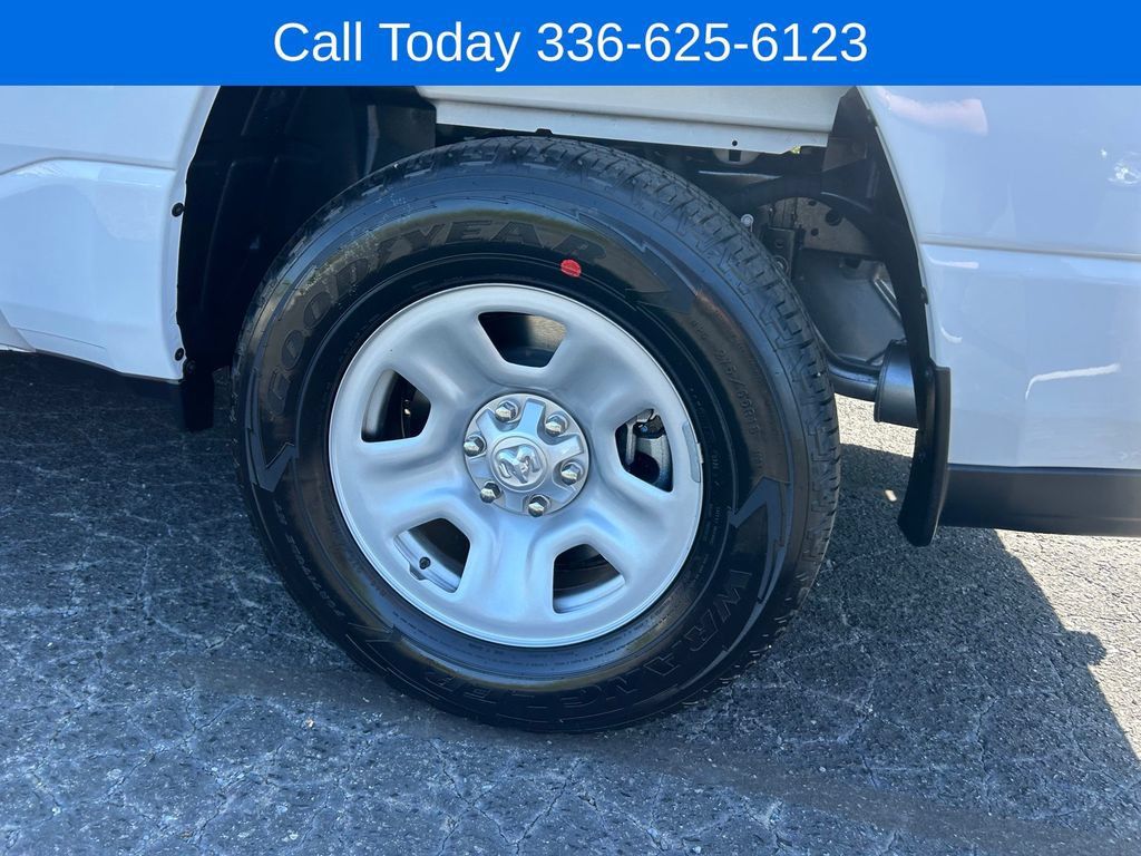 New 2026 RAM 1500 Tradesman AWD/4WD image 16