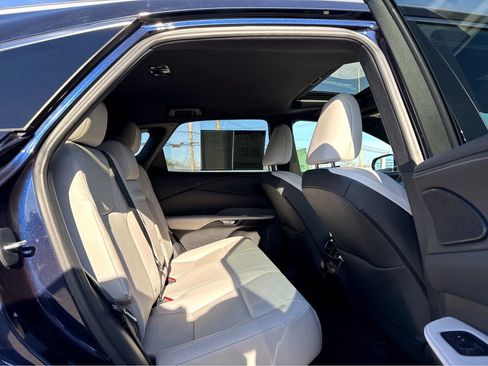 Used 2024 Lexus RX 350h image 9