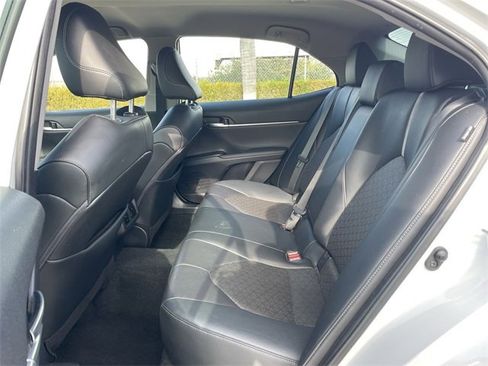 Used 2022 Toyota Camry XSE image 24