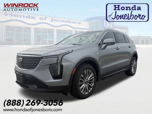 Used 2025 Cadillac XT4 Premium Luxury FWD image 1