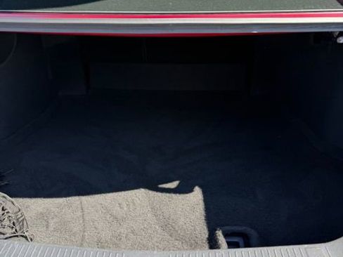 Used 2021 Toyota Avalon XLE FWD image 9