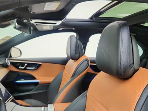 Used 2023 Mercedes-Benz C 300 Sedan image 32