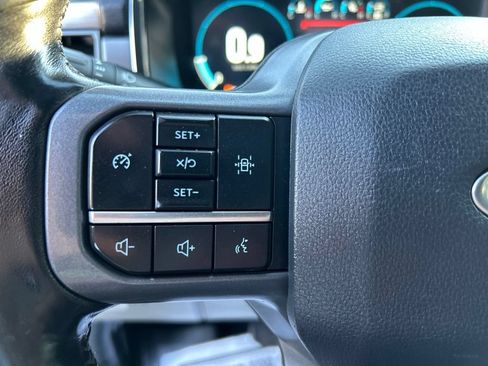 Used 2023 Ford F150 Lariat w/ Max Trailer Tow Package AWD/4WD image 18