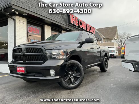 Used 2017 RAM 1500 Express w/ Black Ram 1500 Express Group image 1