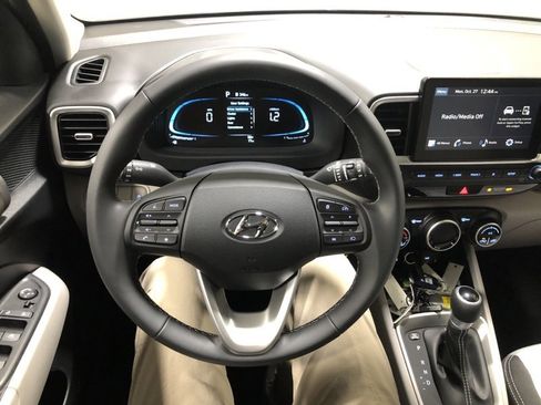 New 2026 Hyundai Venue SEL image 26