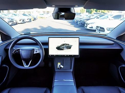 Used 2024 Tesla Model 3 Standard Range image 19