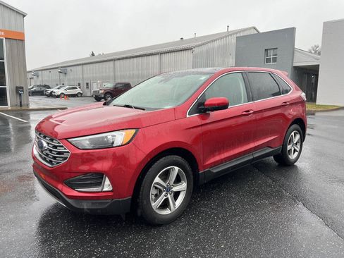 Used 2022 Ford Edge SEL w/ Convenience Package image 7