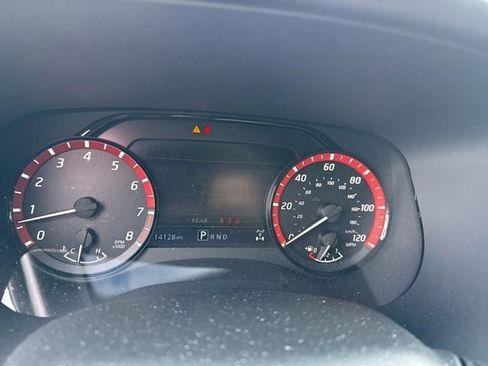 Used 2024 Nissan Frontier PRO-4X w/ Technology Package image 14