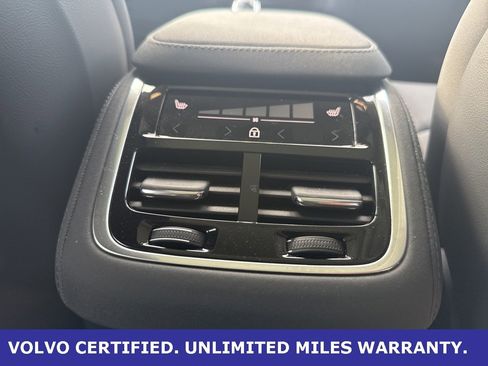 Certified 2025 Volvo XC90 B6 Plus image 16