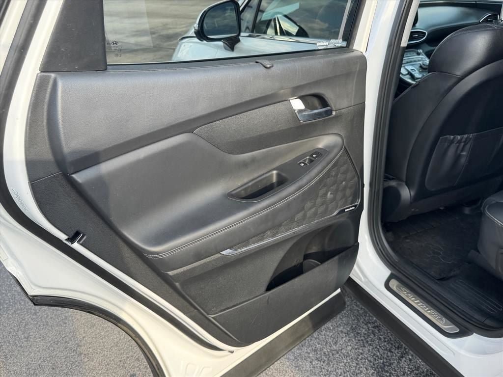 Used 2022 Hyundai Santa Fe Limited AWD/4WD image 16