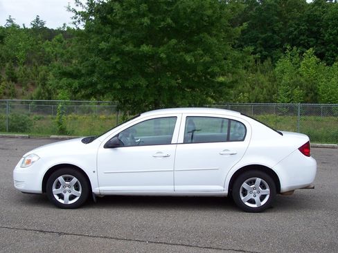 Used 2007 Chevrolet Cobalt LS image 5