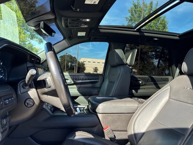 Used 2021 GMC Yukon Denali w/ Denali Ultimate Package AWD/4WD image 20