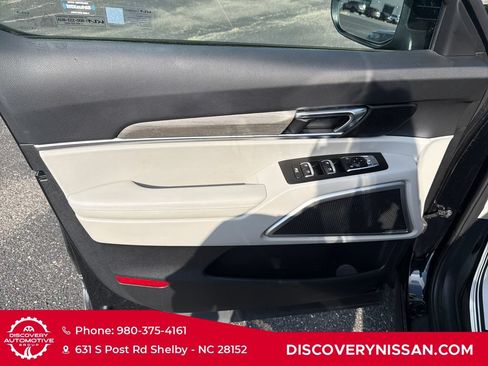Used 2022 Kia Telluride EX w/ EX Premium Package FWD image 10