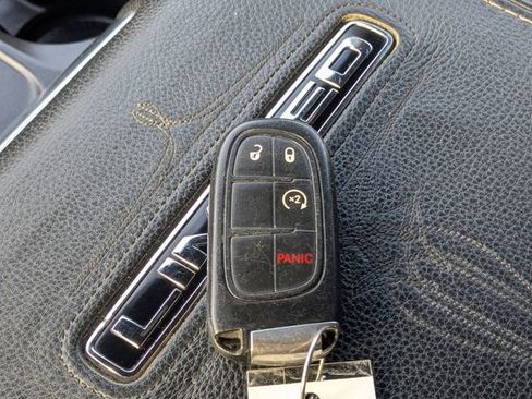 Used 2018 RAM 2500 Limited image 30