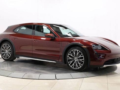Used 2022 Porsche Taycan 4 Cross Turismo w/ Technology Package AWD/4WD image 89