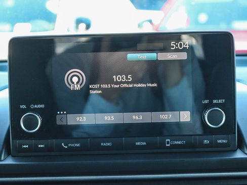 Certified 2023 Honda Pilot Sport image 15