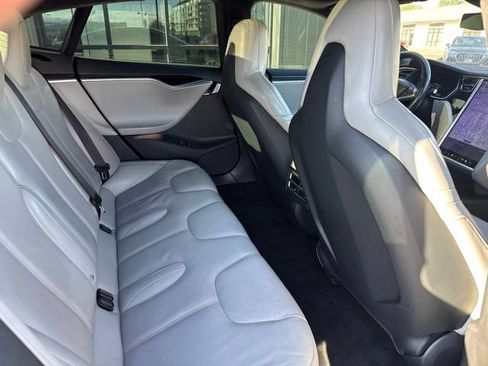 Used 2016 Tesla Model S AWD image 24