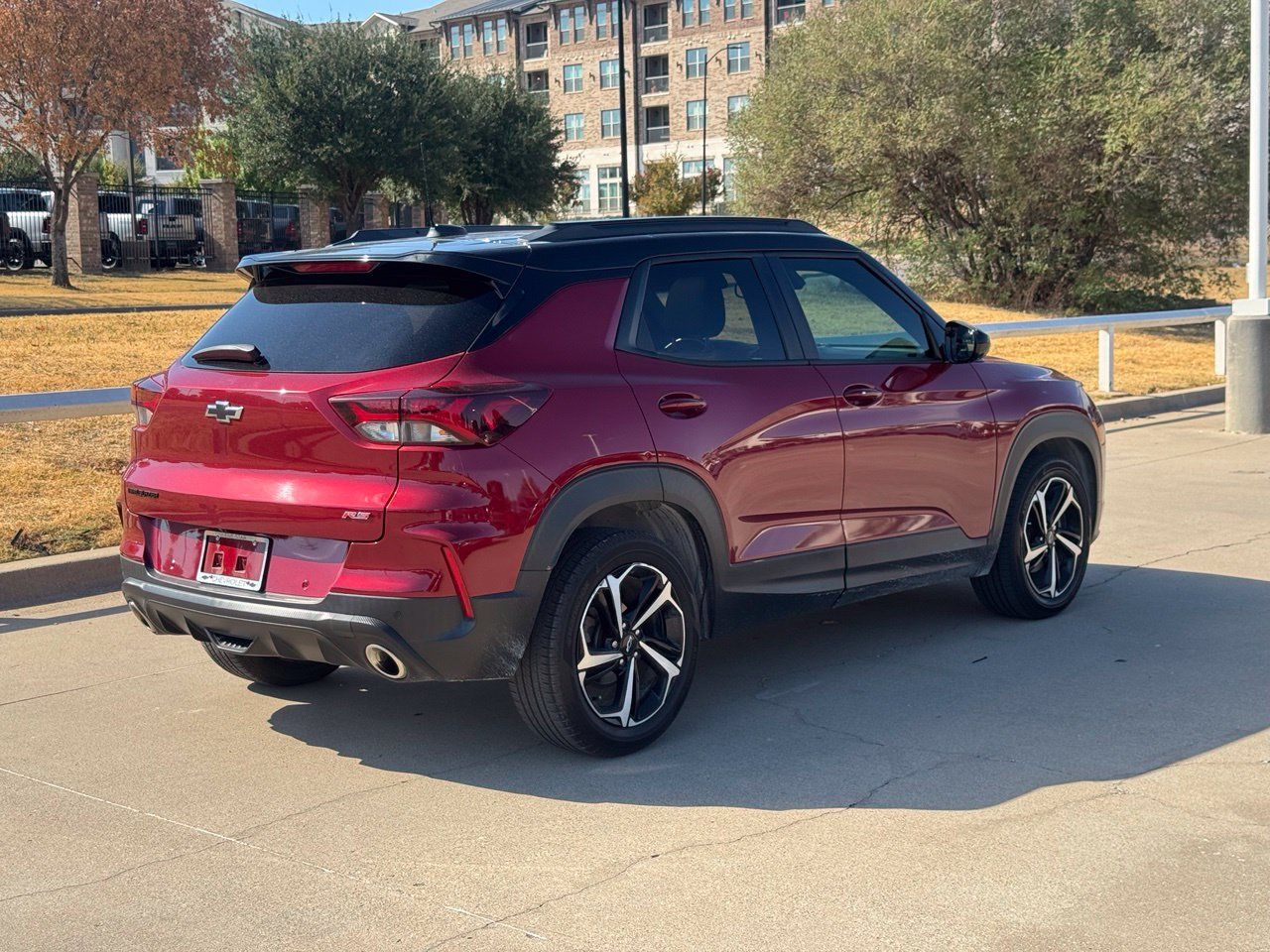 Used 2021 Chevrolet TrailBlazer RS w/ Sun and Liftgate Package FWD image 4