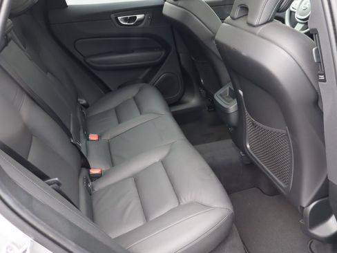 Used 2025 Volvo XC60 B5 Plus w/ Climate Package image 34