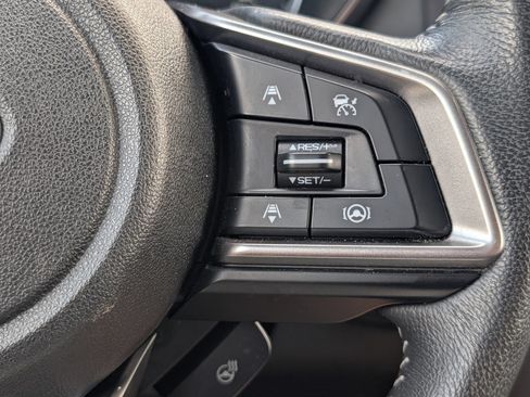 Used 2022 Subaru Ascent Limited AWD/4WD image 17