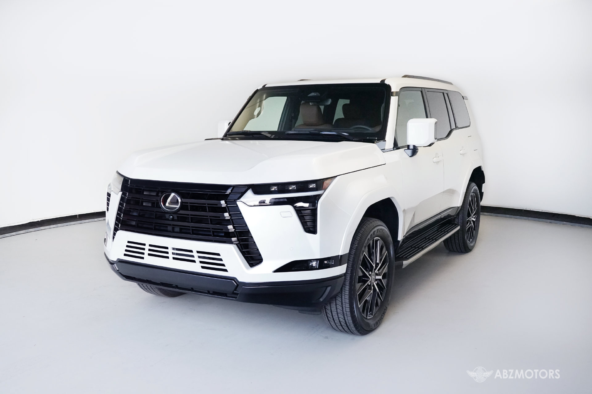 Used 2026 Lexus GX 550 AWD/4WD image 2