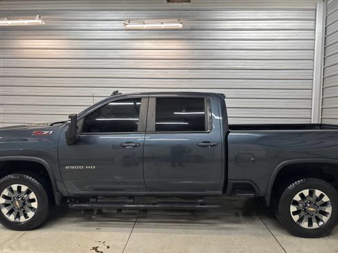 Used 2020 Chevrolet Silverado 2500 LT w/ All Star Edition AWD/4WD image 9