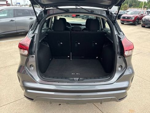 Used 2025 Nissan Kicks Play S FWD image 8