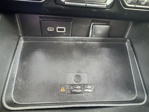Certified 2023 Chevrolet Tahoe High Country AWD/4WD image 23
