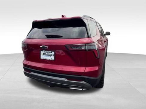 Used 2025 Chevrolet Equinox ACTIV w/ Safety and Technology Package FWD image 7