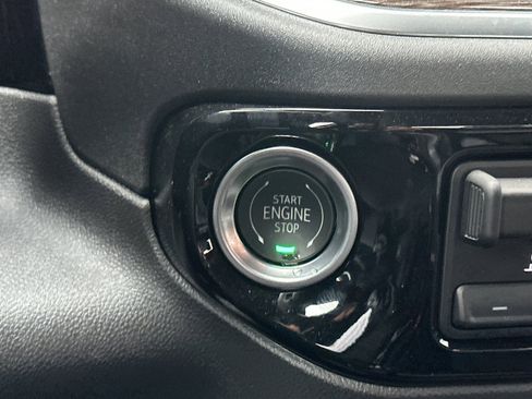 New 2025 Chevrolet Silverado 1500 LT image 22