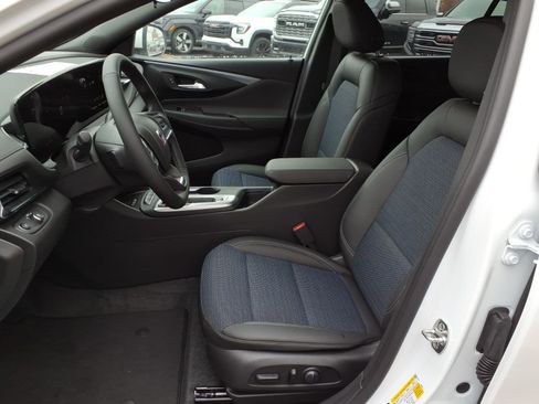New 2026 Buick Envista Preferred w/ Convenience I Package image 4
