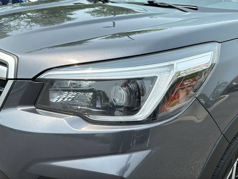 Used 2021 Subaru Forester Premium AWD/4WD image 6