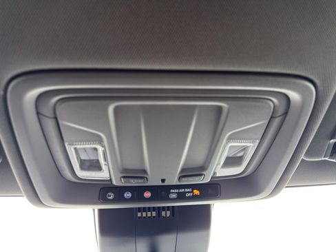 Used 2022 GMC Sierra 1500 SLE w/ X31 Off-Road Package image 26