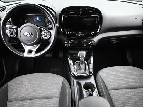 Used 2020 Kia Soul EX image 12