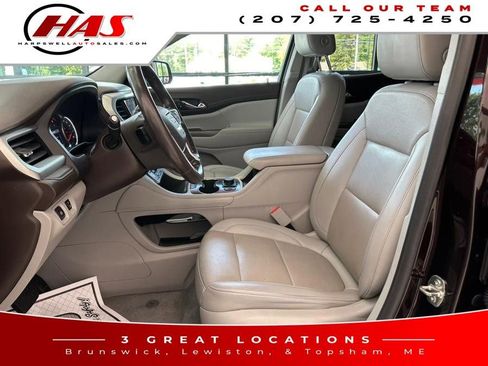 Used 2021 GMC Acadia SLT image 9