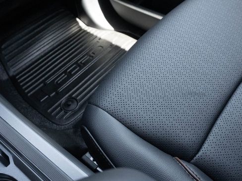 New 2026 Ford F250 Lariat image 39